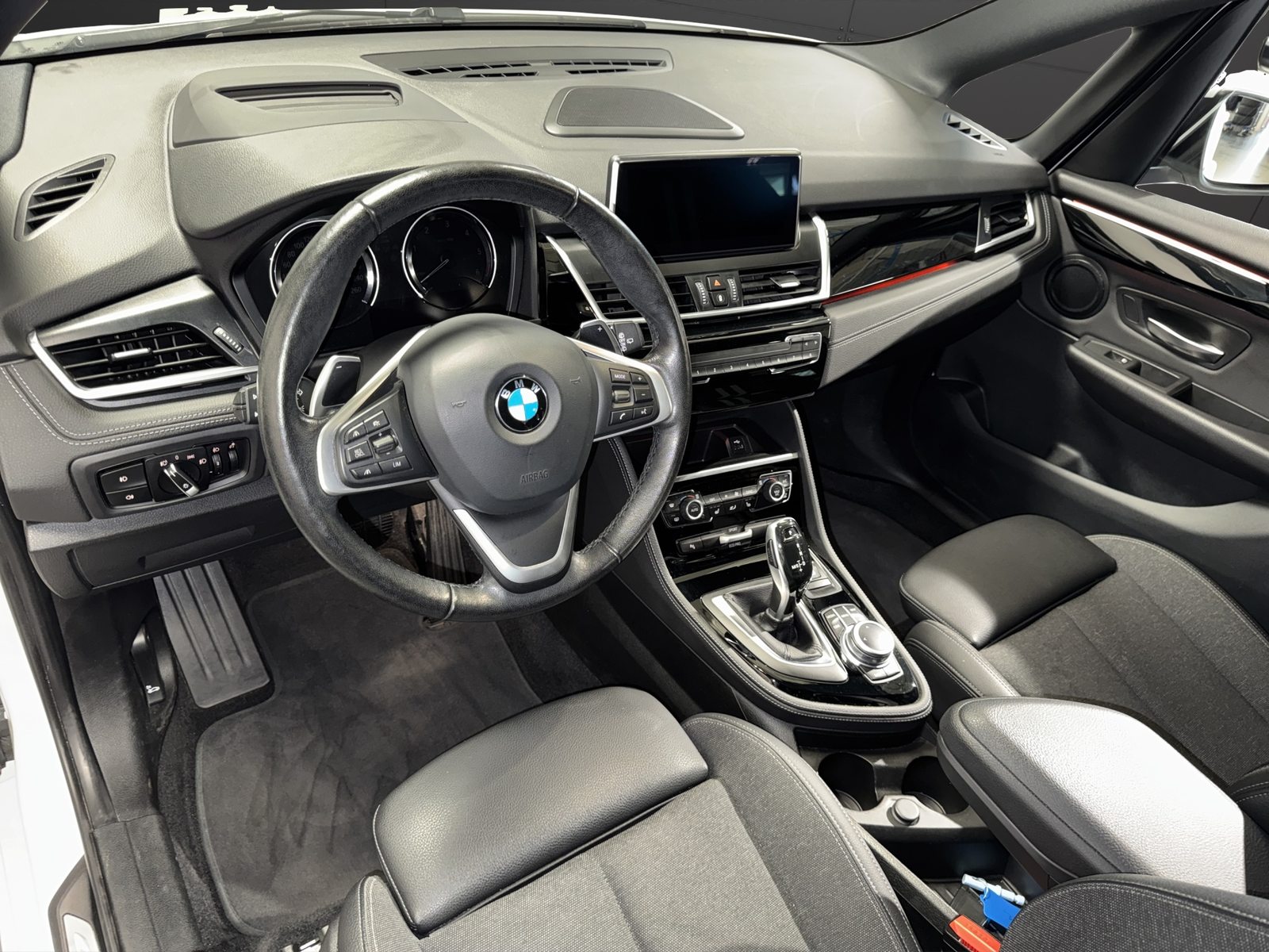BMW 218d xDrive Active Tourer Sport Line, Diesel, Occasion / Utilisé, Automatique - 7