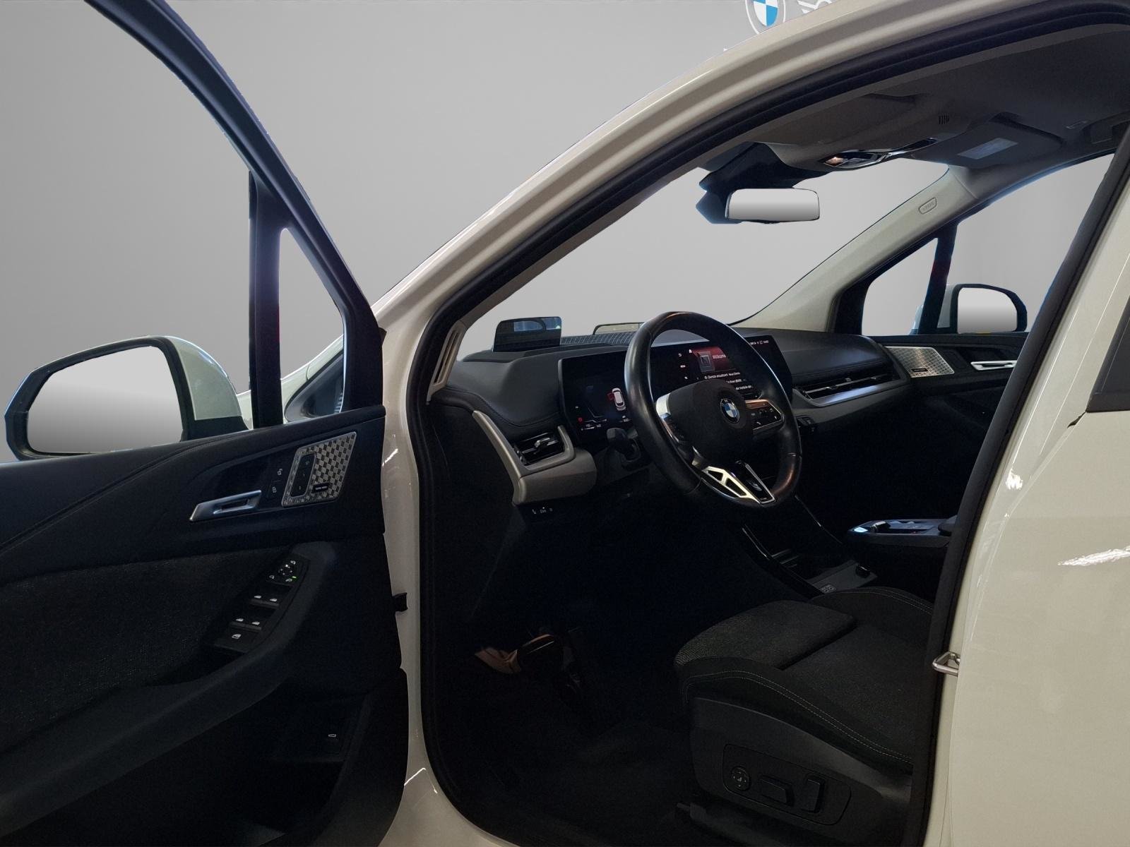 BMW 218i Active Tourer, Petrol, Second hand / Used, Automatic - 4