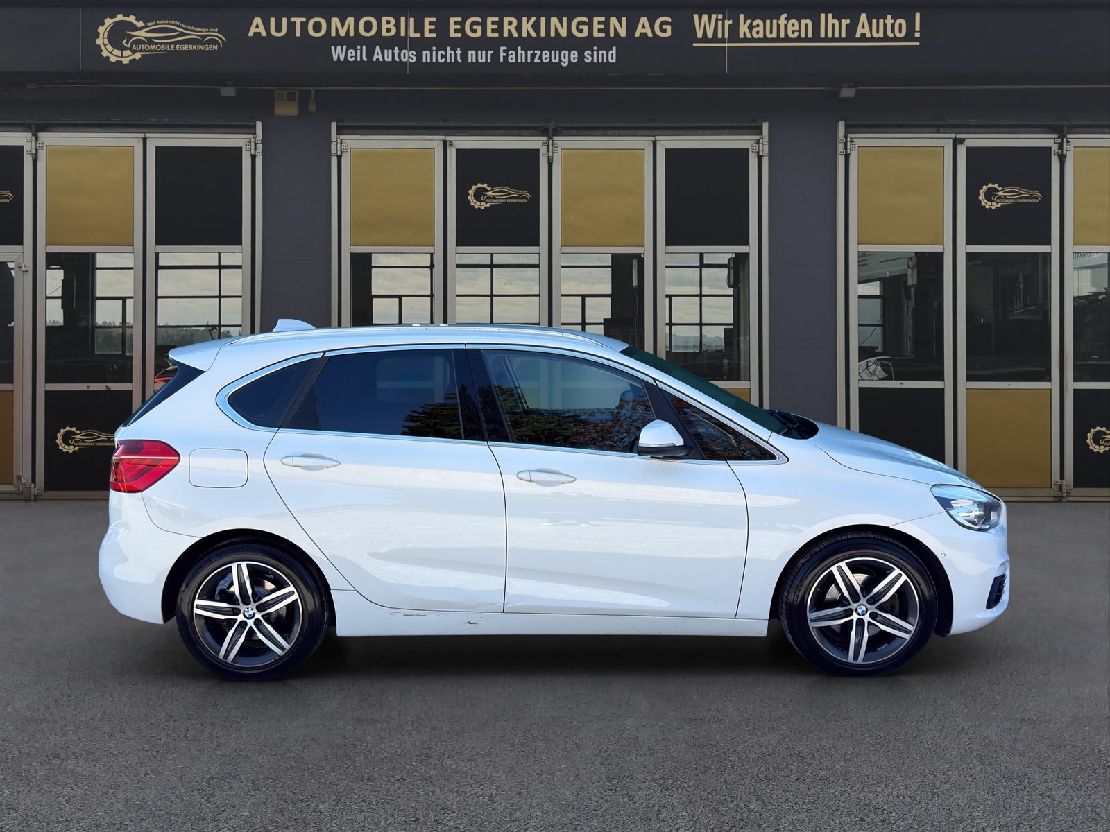 BMW 218d Active Tourer Sport Line Steptronic, Diesel, Occasion / Utilisé, Automatique - 4