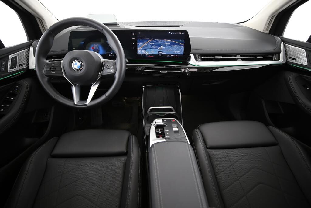 BMW 218i Active Tourer, Essence, Occasion / Utilisé, Automatique - 4