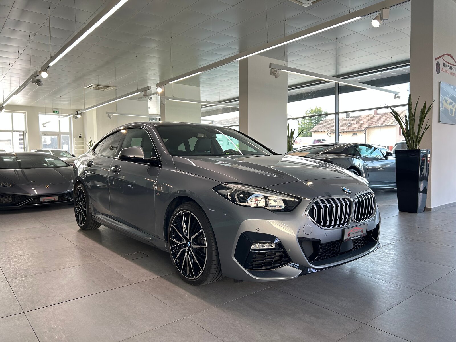 BMW 218d Active Tourer M Sport DKG, Diesel, Occasion / Gebraucht, Automatik - 2