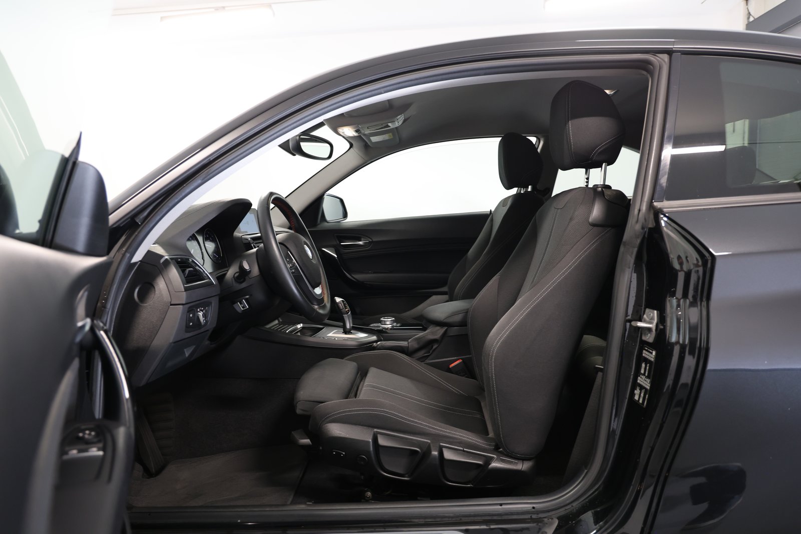 BMW 218i Steptronic, Petrol, Second hand / Used, Automatic - 6