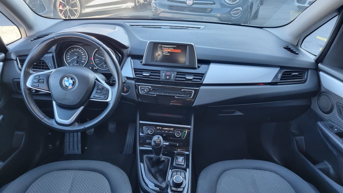BMW 218d Gran Tourer, Diesel, Occasion / Utilisé, Manuelle - 7