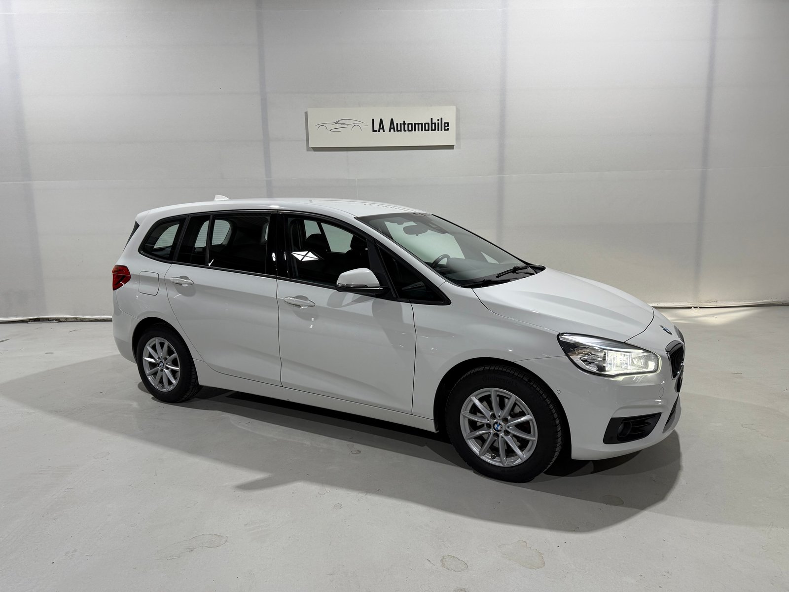BMW 218d Gran Tourer Steptronic, Diesel, Occasion / Gebraucht, Automatik - 6