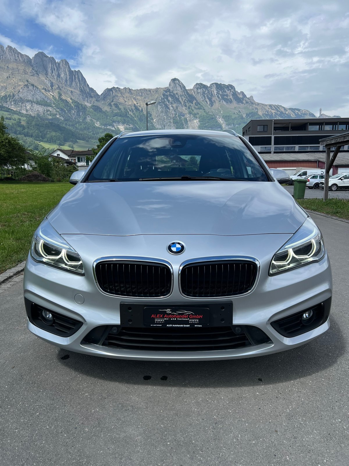BMW 218 GRAN TOURER 218d Gran Tourer Steptronic 7-Plätzer, Diesel, Occasion / Gebraucht, Automatik - 2