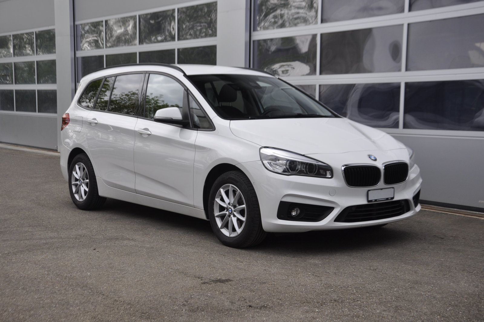 BMW 218d Gran Tourer Steptronic I Anhängerkupplung (