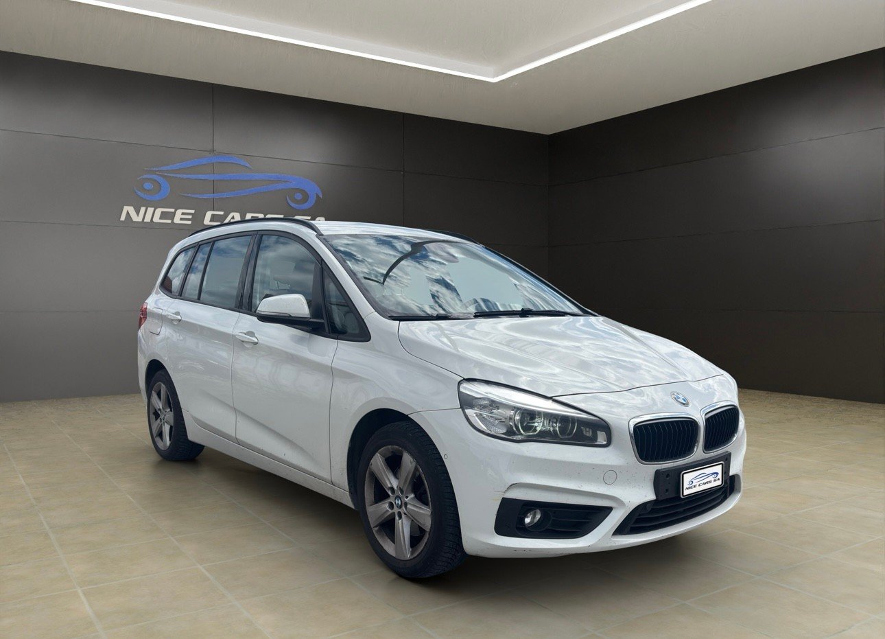 BMW 218d Gran Tourer, Diesel, Occasion / Gebraucht, Automatik - 2