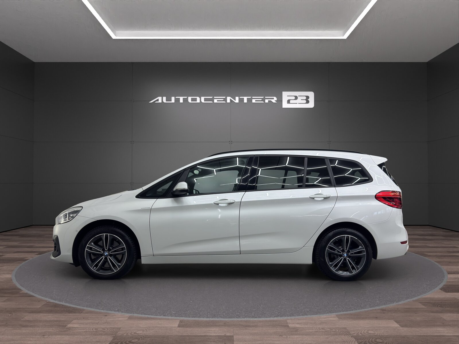 BMW 218d Gran Tourer Steptronic Sport Line, Diesel, Occasion / Gebraucht, Automatik - 2