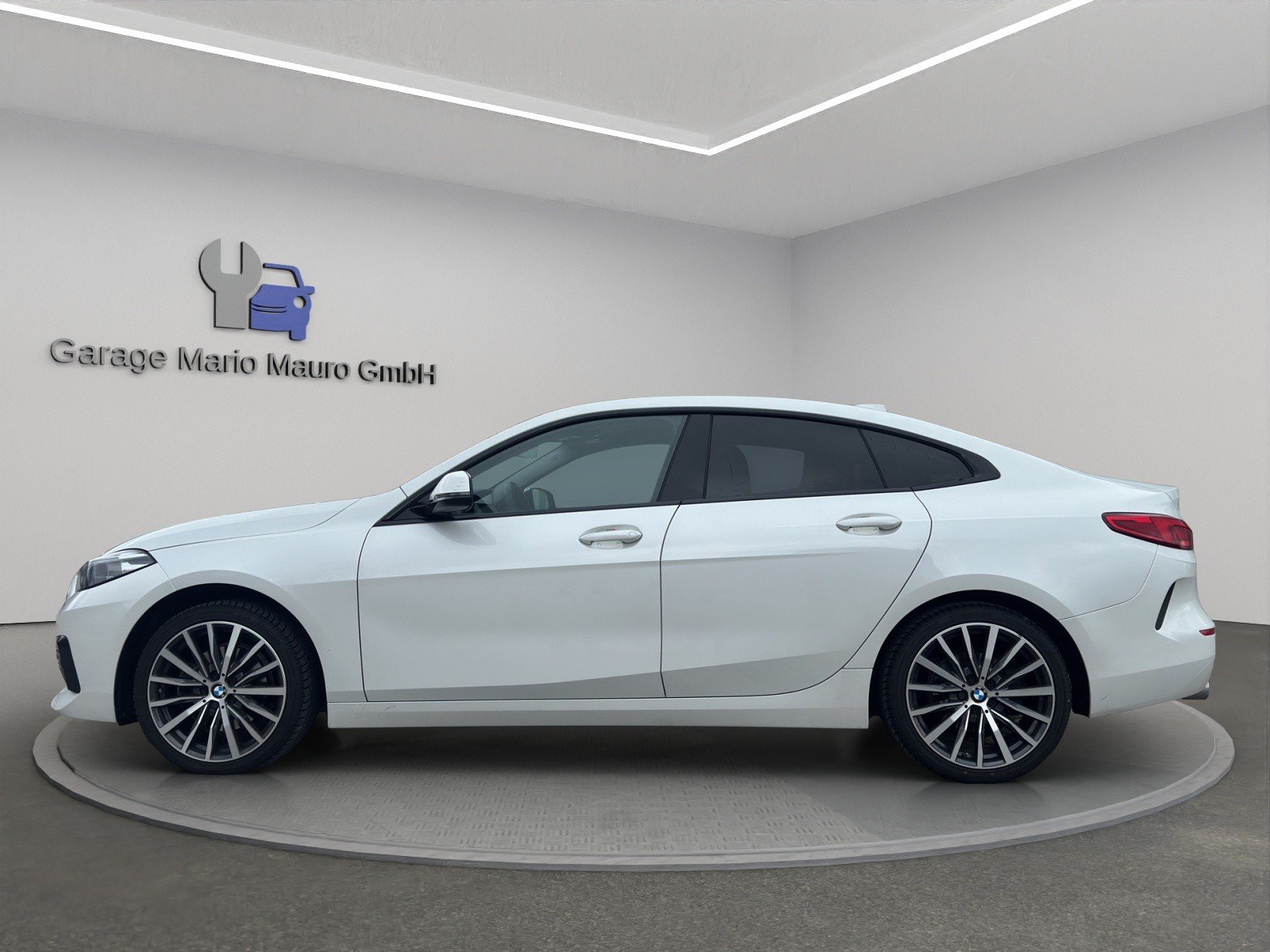 BMW 218i Gran Coupé Luxury Line Steptronic, Benzina, Occasioni / Usate, Automatico - 2
