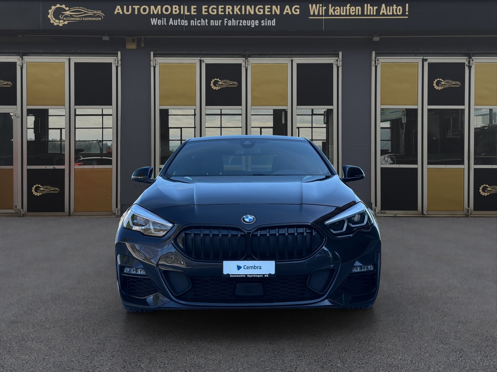 BMW 218i Gran Coupé M Sport, Benzin, Occasion / Gebraucht, Automatik - 2