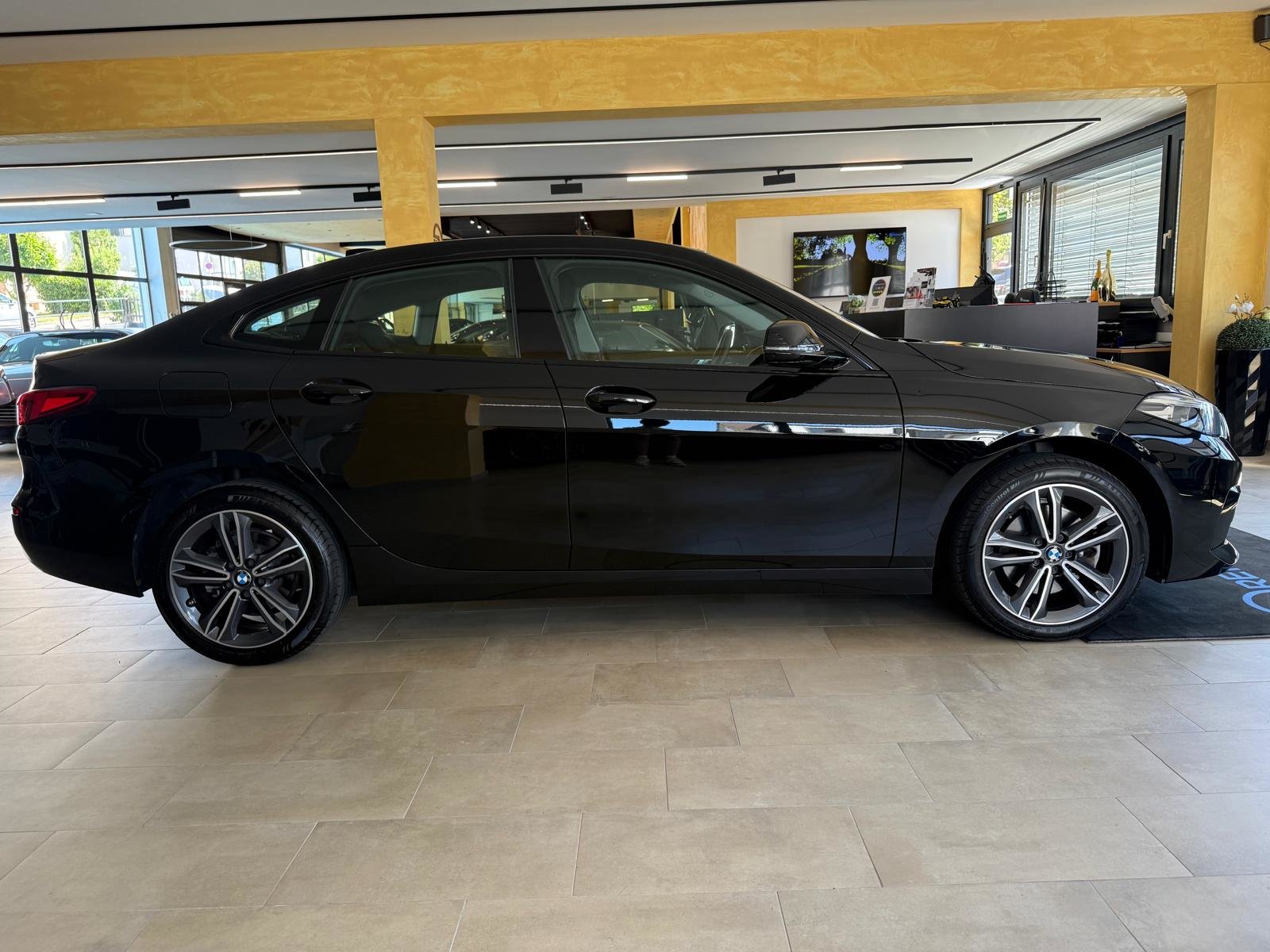 BMW 218i Gran Coupé Sport Line Steptronic, Essence, Occasion / Utilisé, Automatique - 4