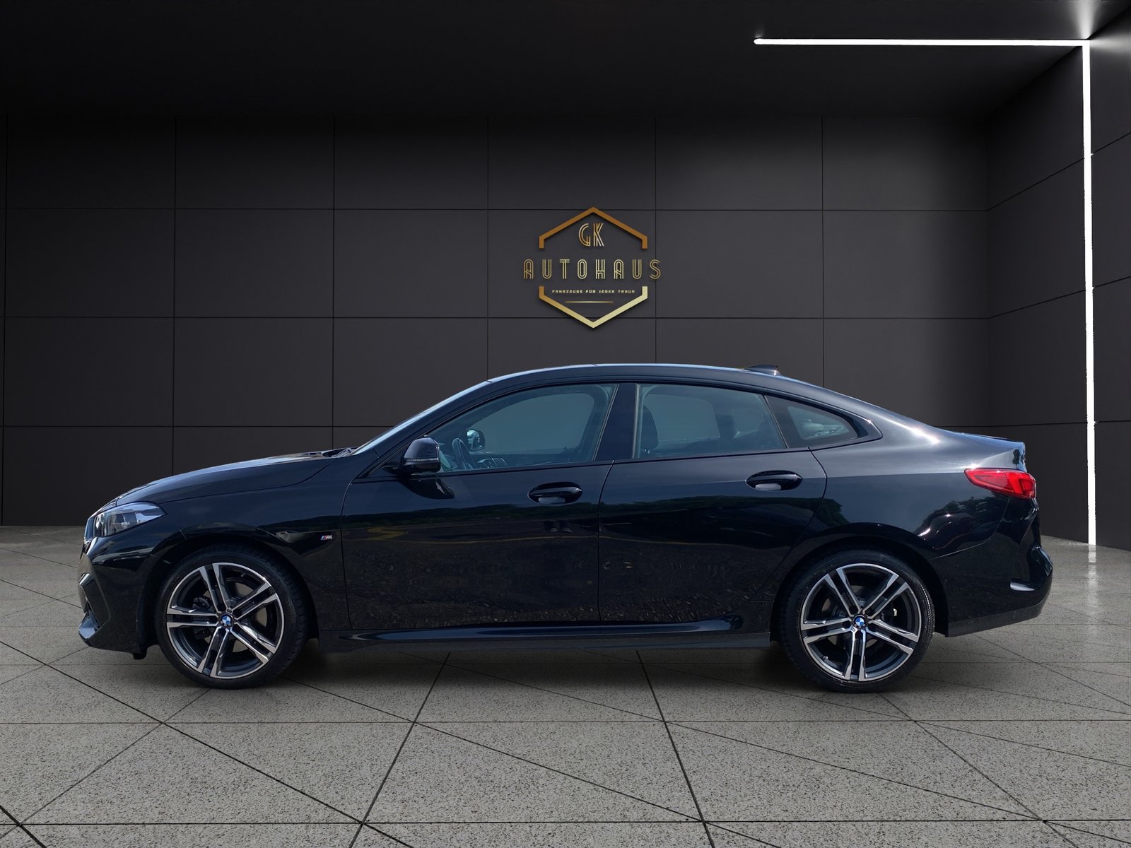 BMW 218i Gran Coupé M Sport Steptronic, Benzin, Occasion / Gebraucht, Automatik - 2