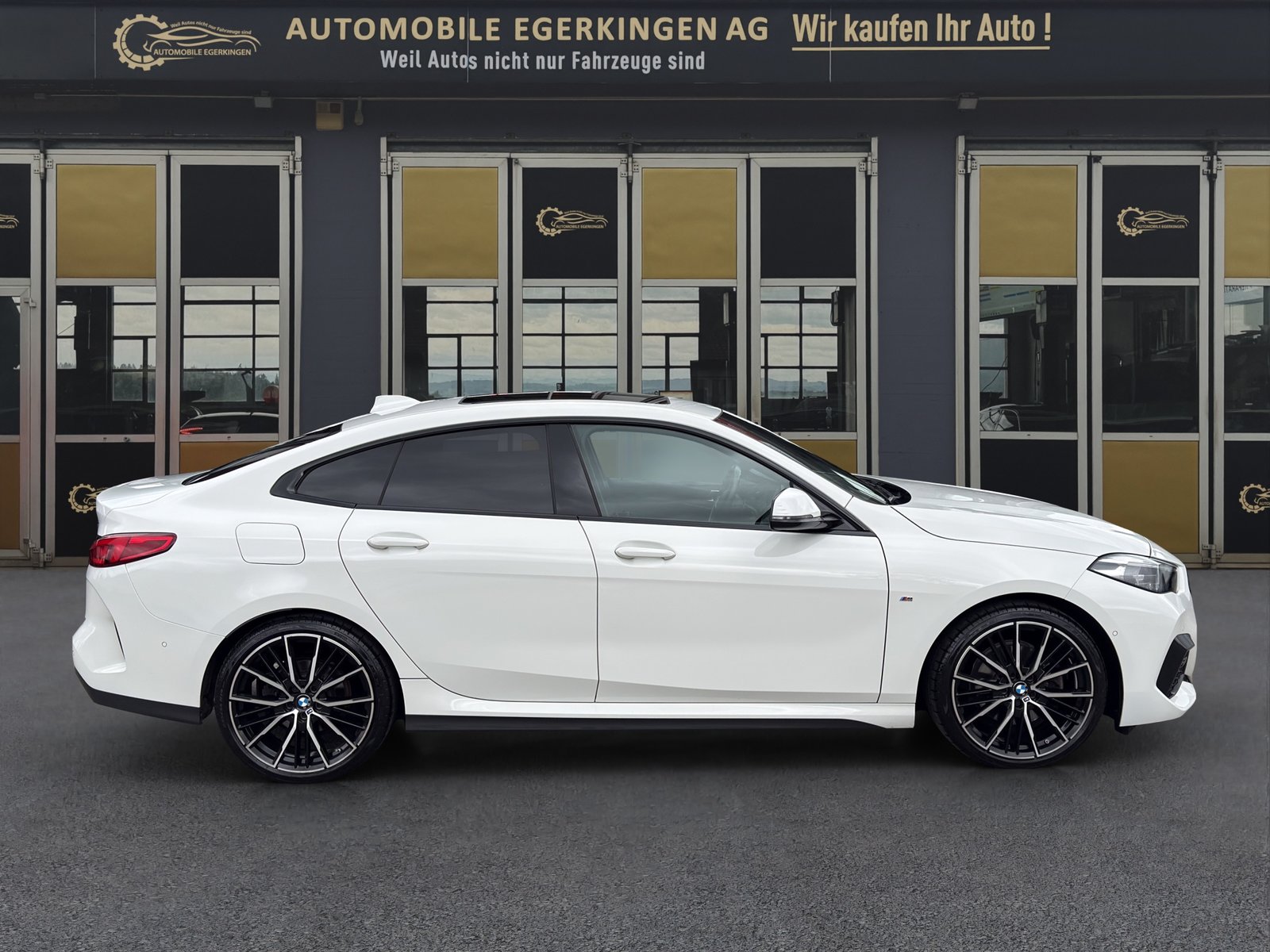 BMW 218i Gran Coupé M Sport Steptronic, Benzin, Occasion / Gebraucht, Automatik - 4