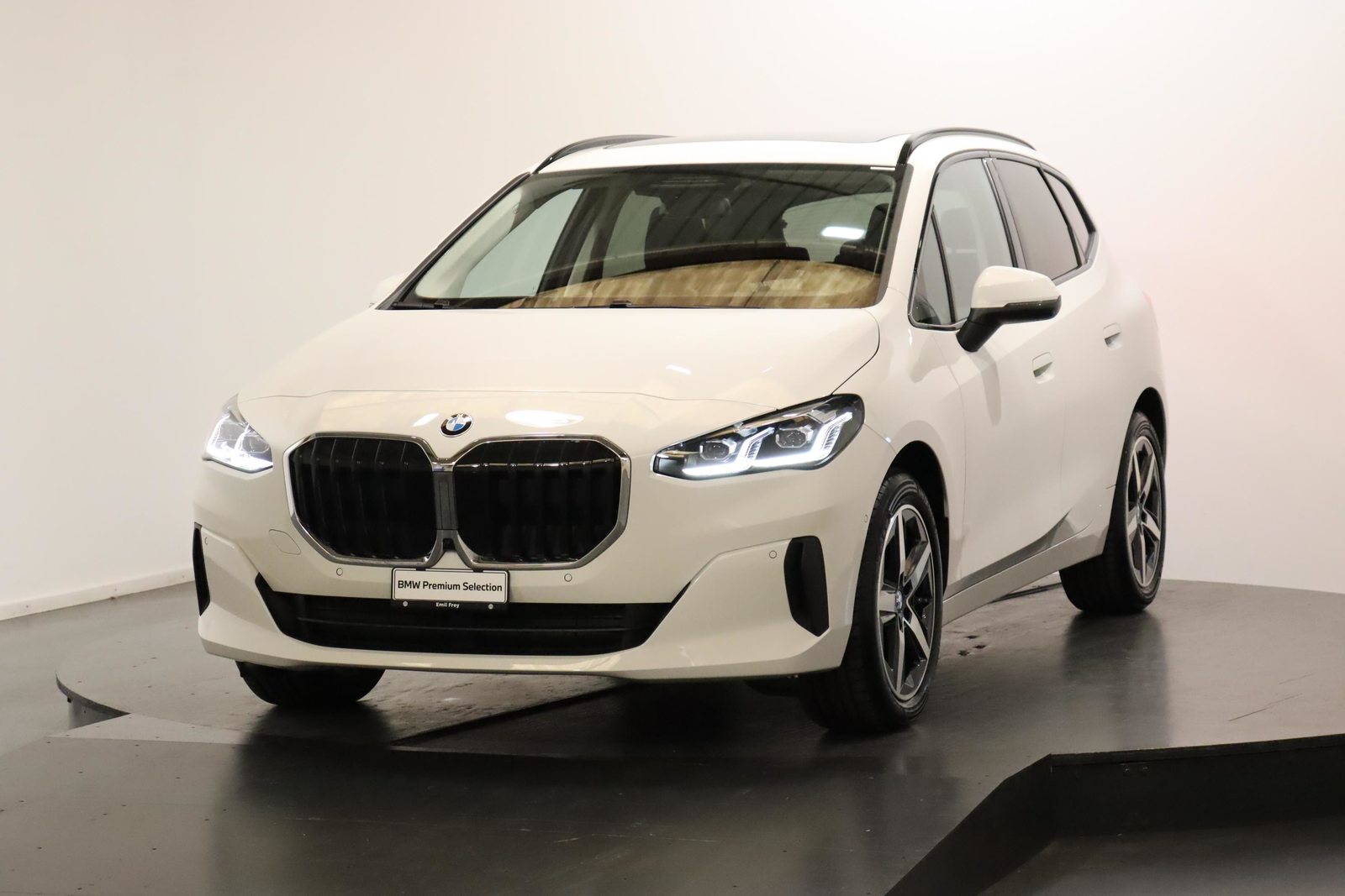 BMW 218d paddles Active Tourer