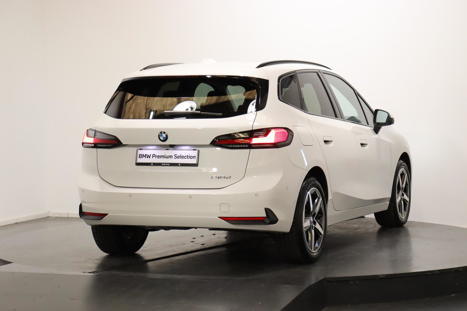 BMW 218d paddles Active Tourer, Diesel, Occasioni / Usate, Automatico - 4