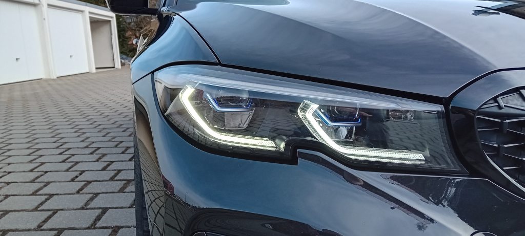 BMW 220 Active Tourer M340d xDrive, Mild-Hybrid Diesel/Electric, Second hand / Used, Automatic - 2