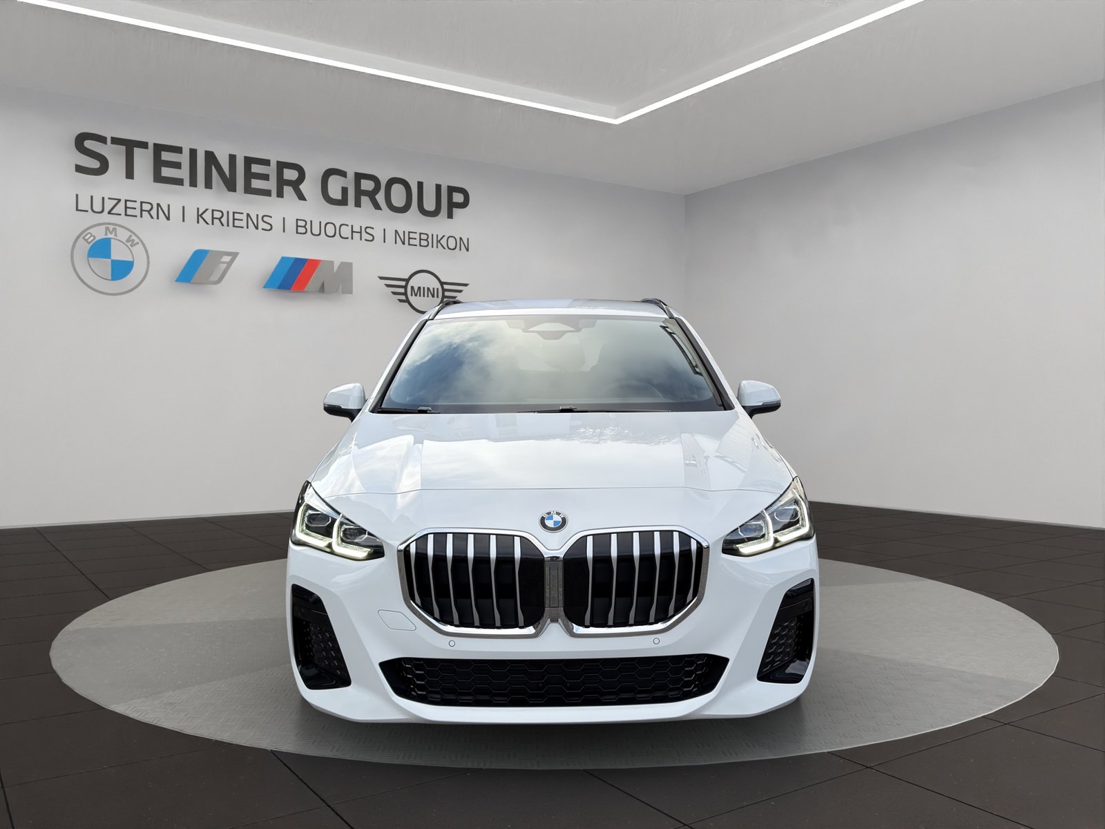 BMW 220i Active Tourer M Sport DKG, Hybride Leggero Benzina/Elettrica, Auto nuove, Automatico - 2