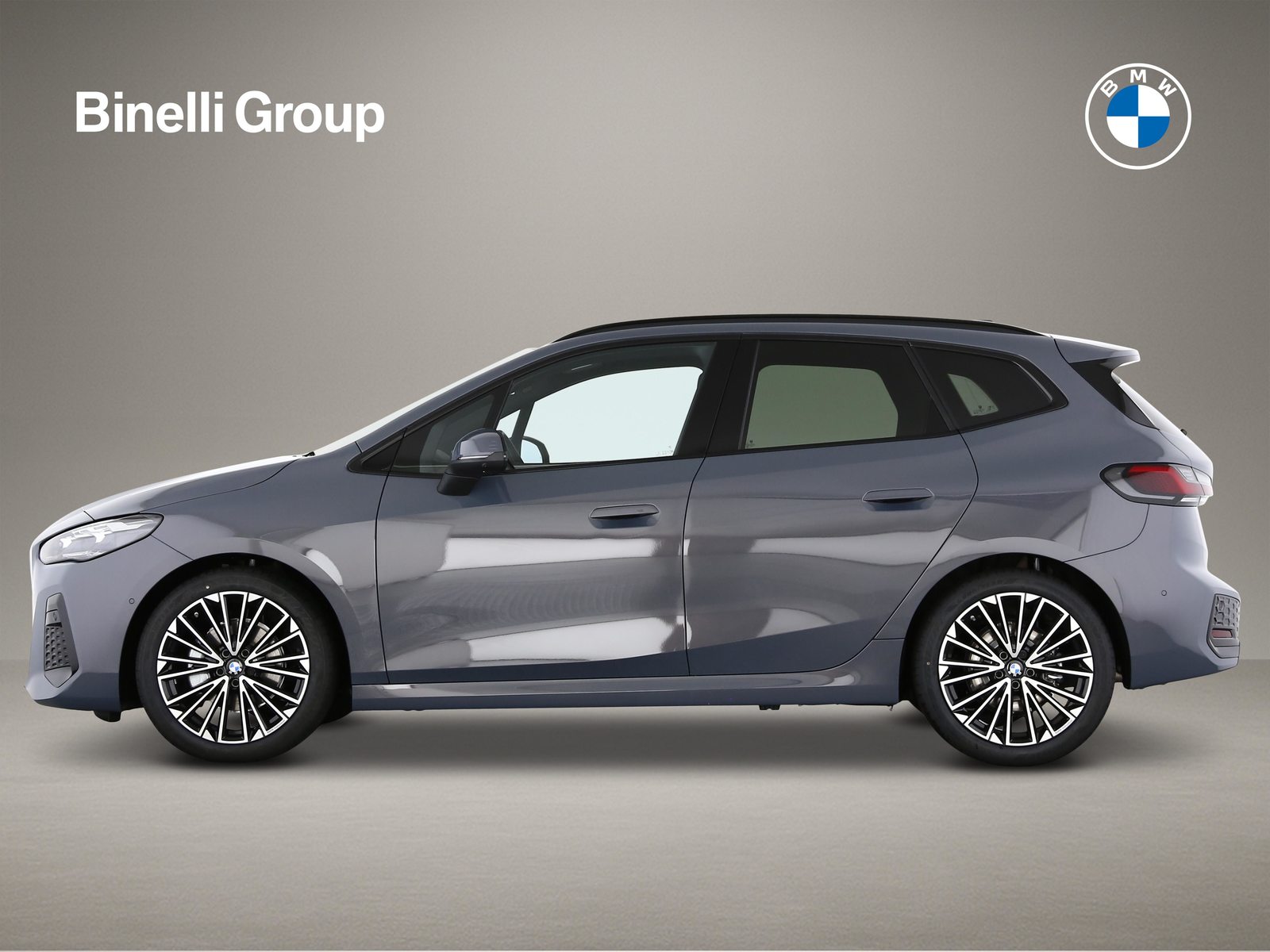 BMW 220i Active Tourer, Hybride Léger Essence/Électricité, Voiture nouvelle, Automatique - 2