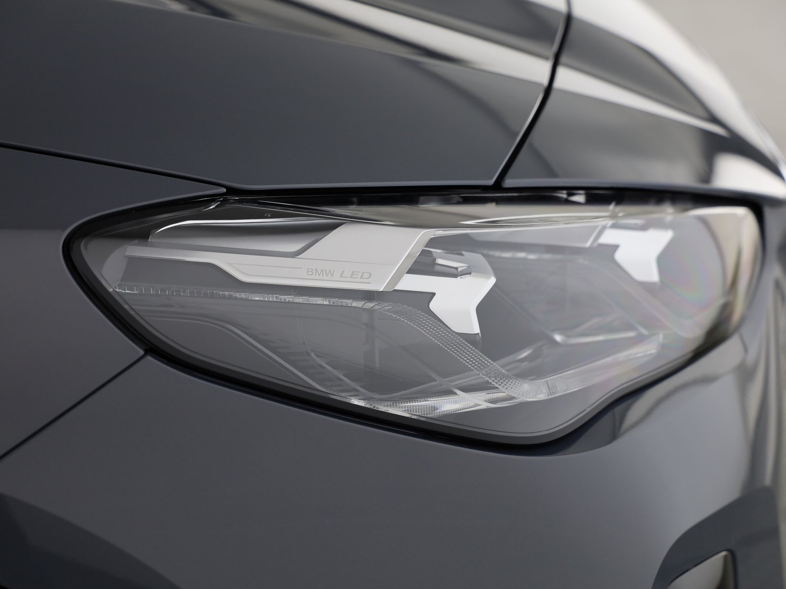 BMW 220i Active Tourer, Mild-Hybrid Petrol/Electric, New car, Automatic - 6