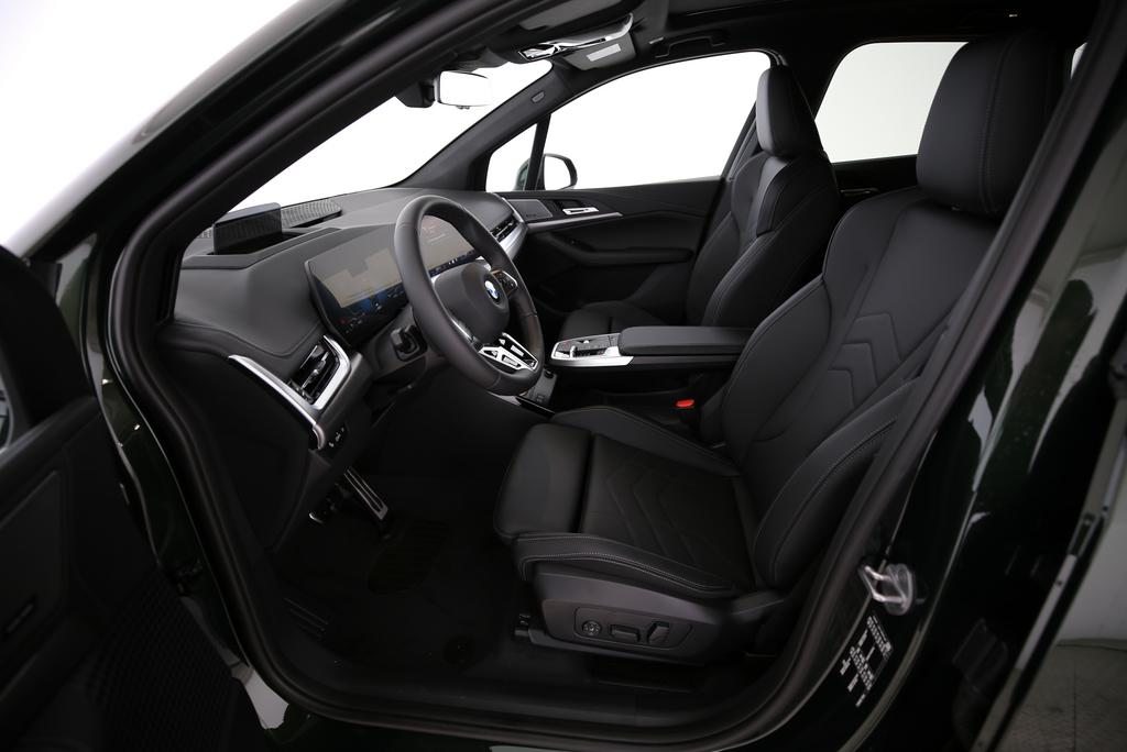 BMW 220i Active Tourer, Mild-Hybrid Benzin/Elektro, Neuwagen, Automatik - 4