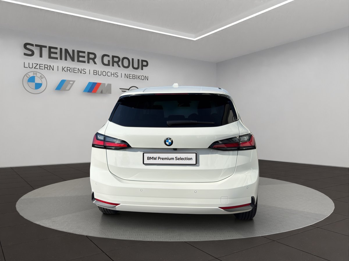 BMW 220i Active Tourer DKG, Hybride Léger Essence/Électricité, Occasion / Utilisé, Automatique - 4
