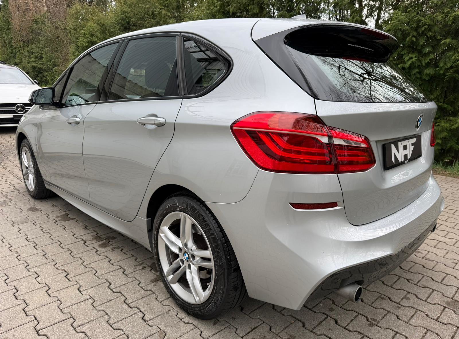 BMW 220i Active Tourer M Sport Steptronic, Petrol, Second hand / Used, Automatic - 3