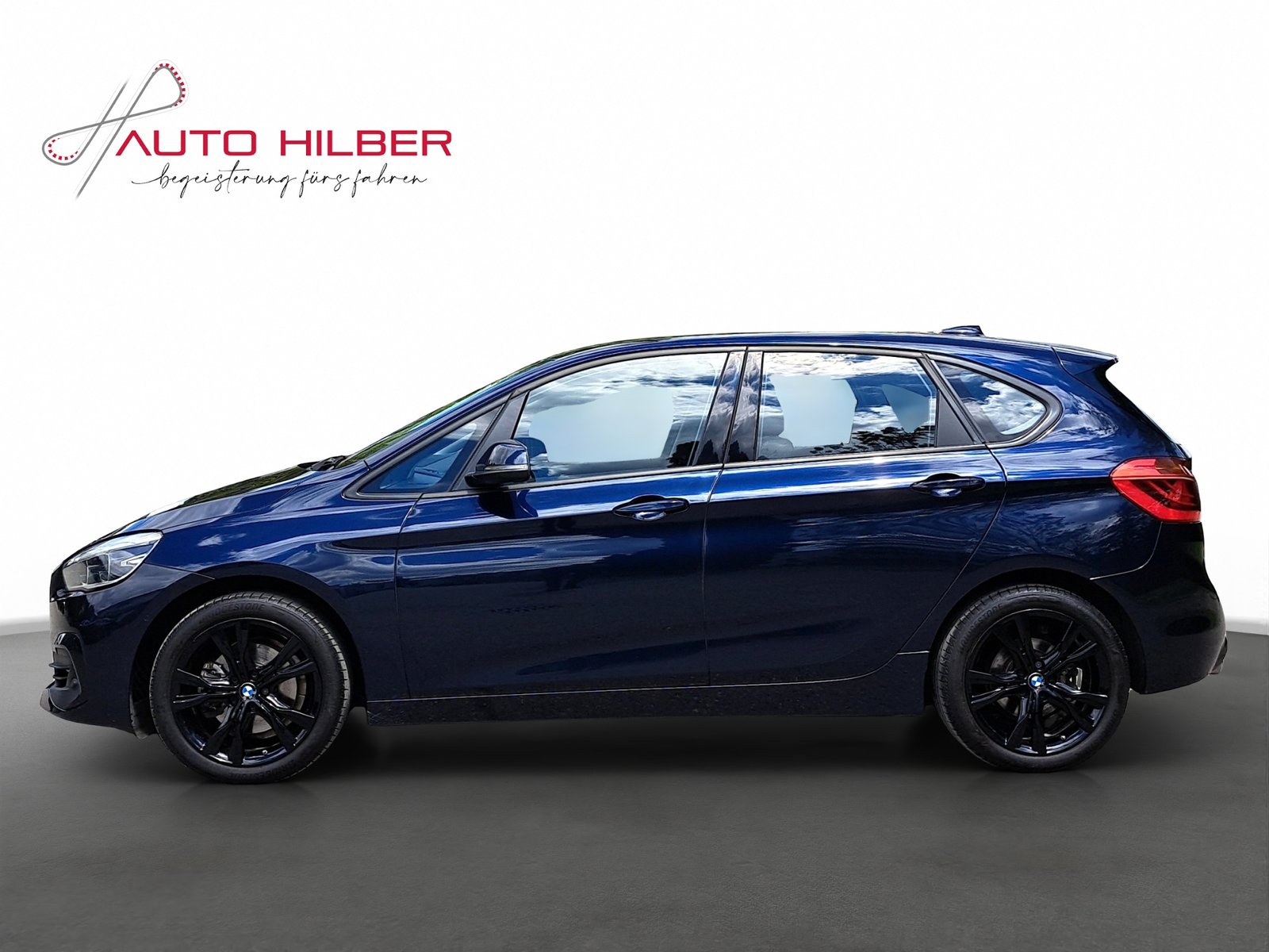 BMW 220i Active Tourer DKG *Anhängerkupplung*, Benzina, Occasioni / Usate, Automatico - 3