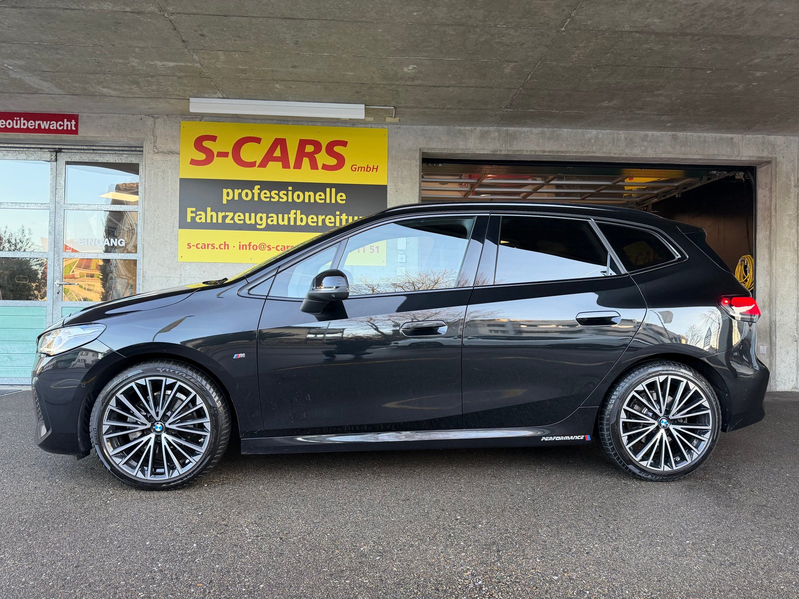 BMW 220i Active Tourer M Sport DKG