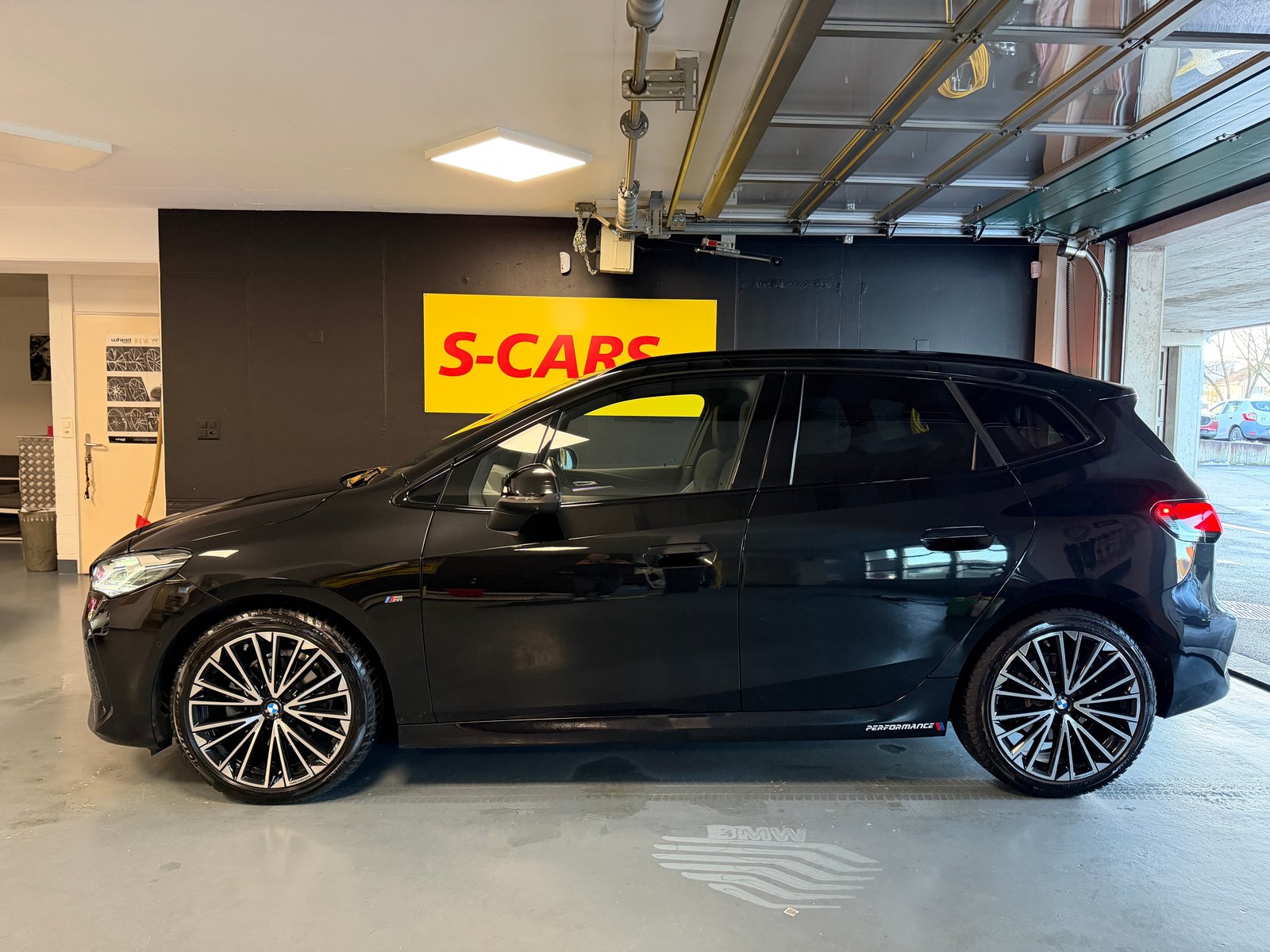 BMW 220i Active Tourer M Sport DKG, Hybride Leggero Benzina/Elettrica, Occasioni / Usate, Automatico - 3