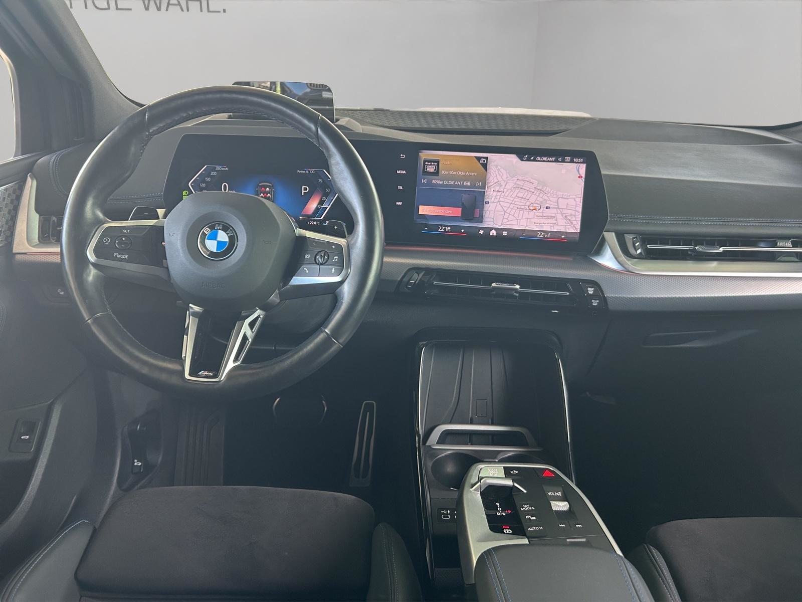 BMW 220i Active Tourer, Mild-Hybrid Benzin/Elektro, Occasion / Gebraucht, Automatik - 7