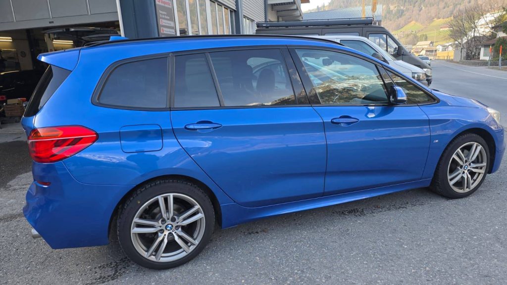 BMW 220 Active Tourer 220i SAG, Petrol, Second hand / Used, Automatic - 5