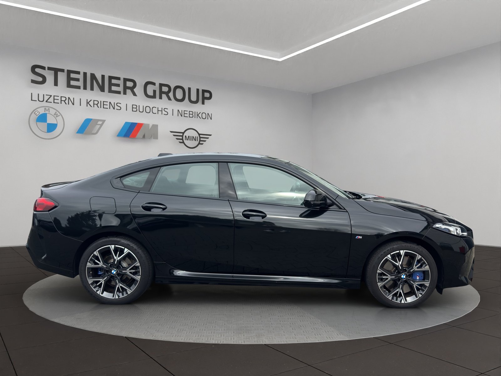 BMW 220d Gran Coupé 48V M Sport Steptronic, Mild-Hybrid Diesel/Electric, Second hand / Used, Automatic - 4