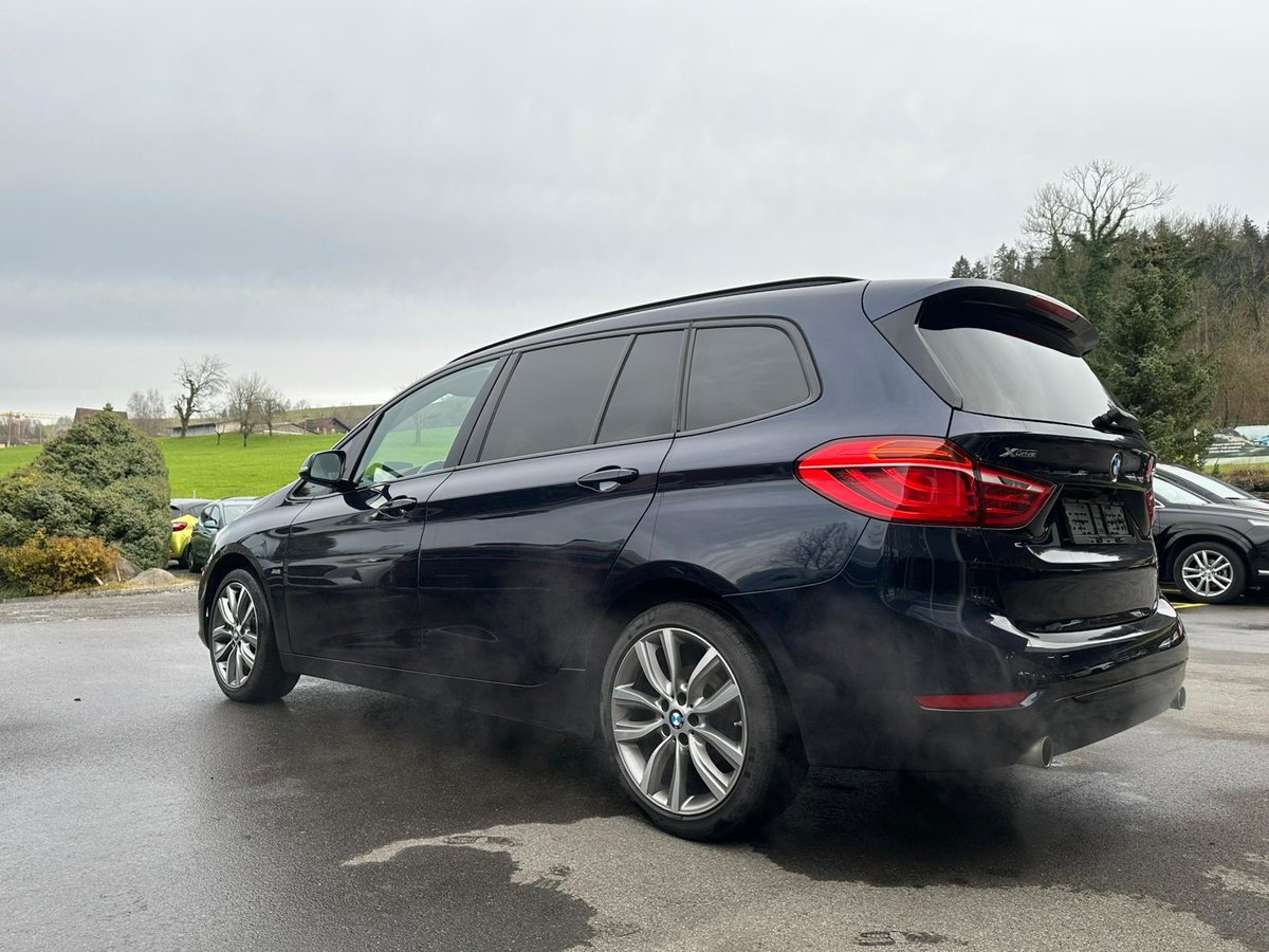 BMW 220d Gran Tourer Sport Line Steptronic, Diesel, Occasion / Gebraucht, Automatik - 5