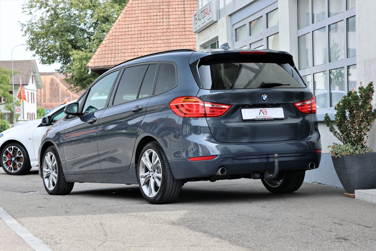 BMW 220d Gran Tourer Sport Line Steptronic, Diesel, Occasion / Utilisé, Automatique - 3