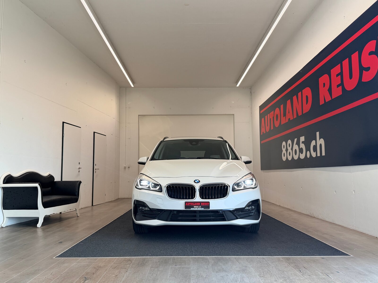 BMW 220d Gran Tourer Steptronic, Diesel, Occasion / Gebraucht, Automatik - 2