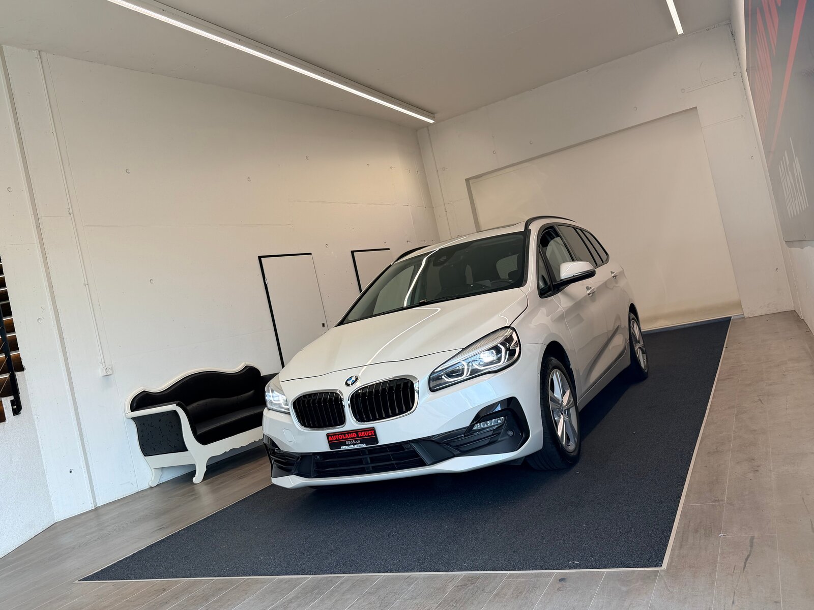 BMW 220d Gran Tourer Steptronic, Diesel, Occasion / Gebraucht, Automatik - 3