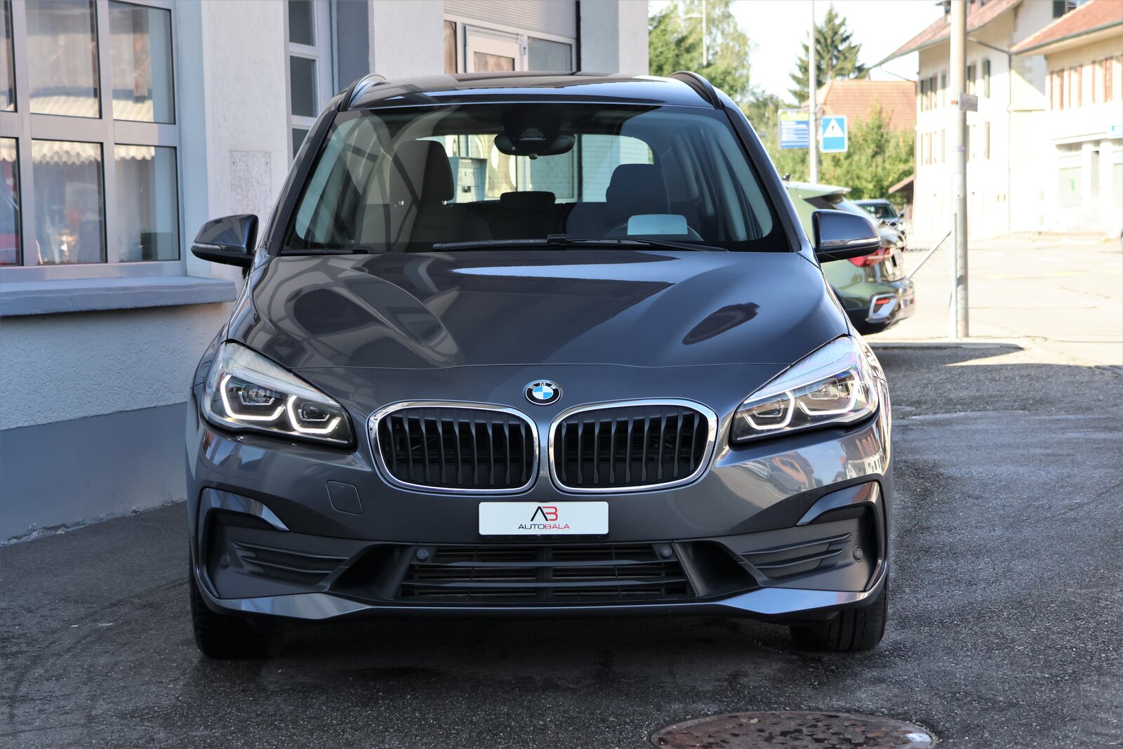 BMW 220d Gran Tourer Steptronic, Diesel, Occasion / Gebraucht, Automatik - 2