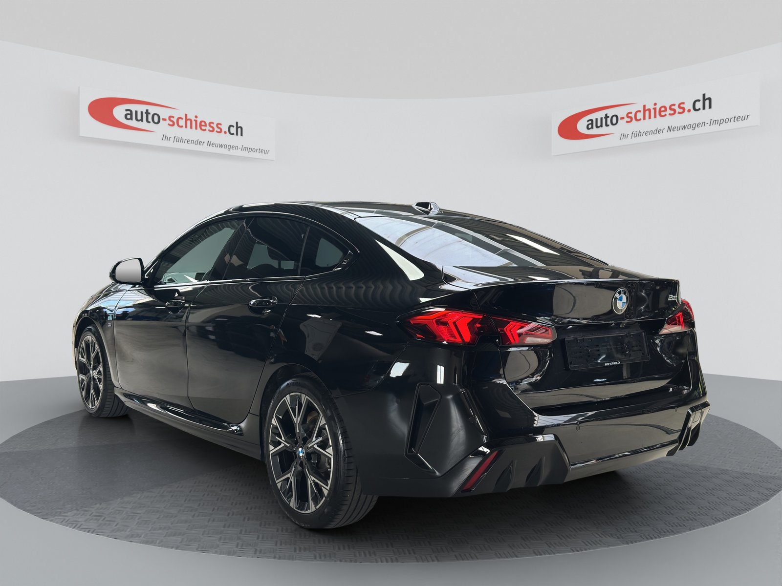 BMW 220 Gran Coupé 48V M Sport Steptronic, Mild-Hybrid Benzin/Elektro, Occasion / Gebraucht, Automatik - 3