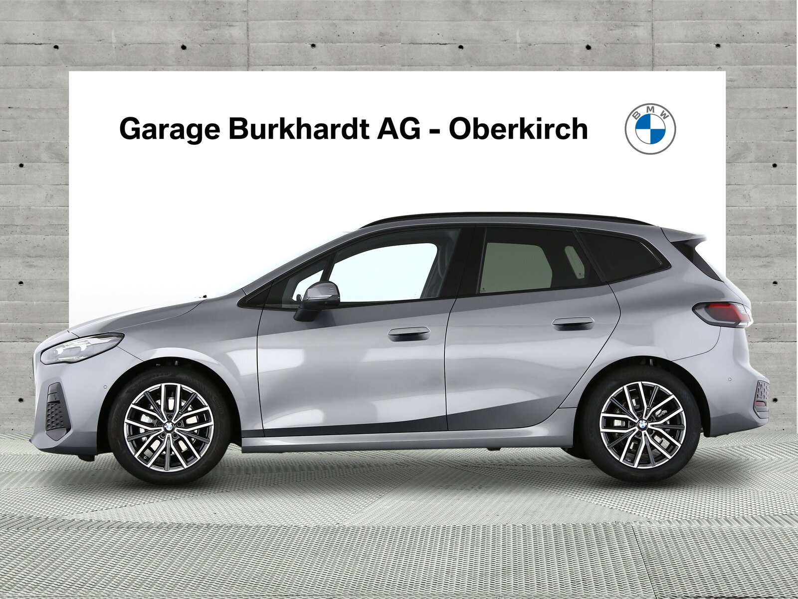 BMW 220i Act. Tour. M Sport, Mild-Hybrid Benzin/Elektro, Neuwagen, Automatik - 3