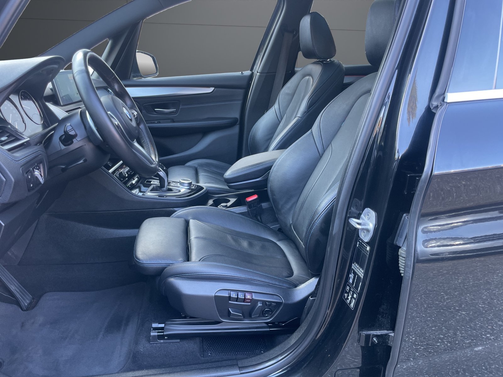 BMW 220d M Sport Gran Tourer Steptronic Travel Editio, Diesel, Occasion / Utilisé, Automatique - 7