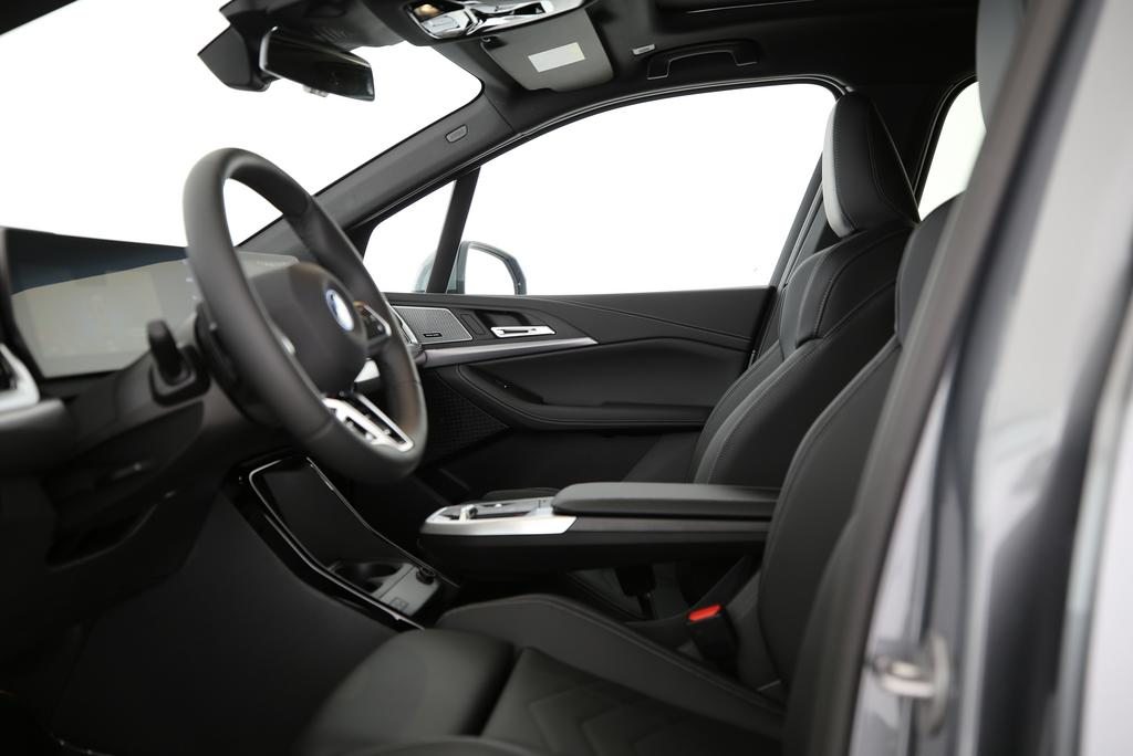 BMW 223i xDrive Active Tourer, Hybride Léger Essence/Électricité, Voiture nouvelle, Automatique - 3