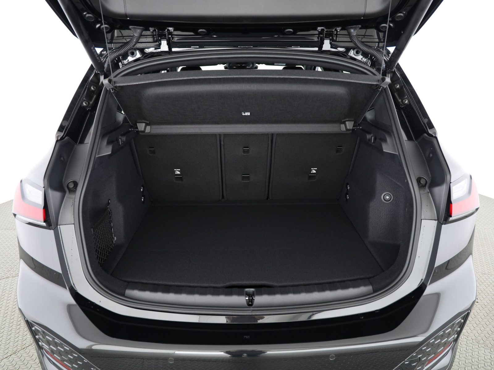 BMW 223d xDrive SDKG Active Tourer, Mild-Hybrid Diesel/Elektro, Neuwagen, Automatik - 7