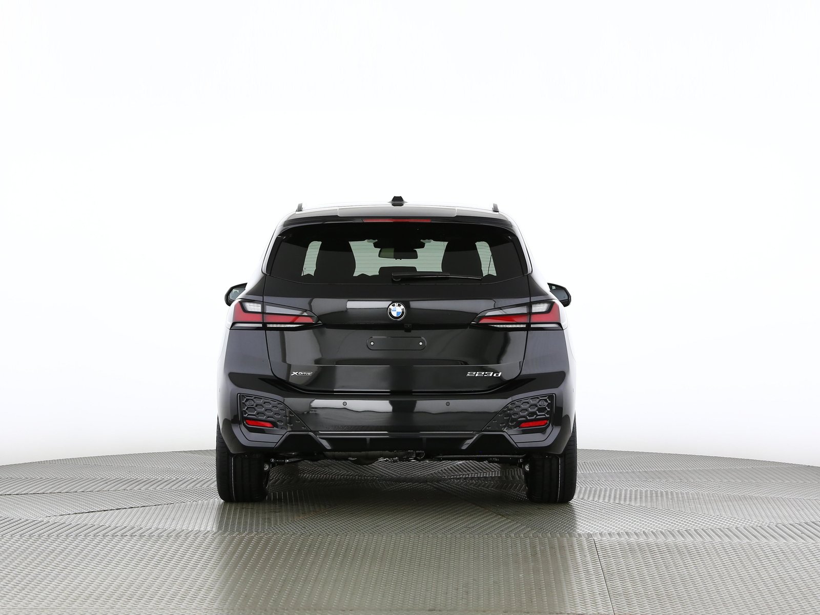 BMW 223d SDKG Active Tourer, Mild-Hybrid Diesel/Electric, New car, Automatic - 4