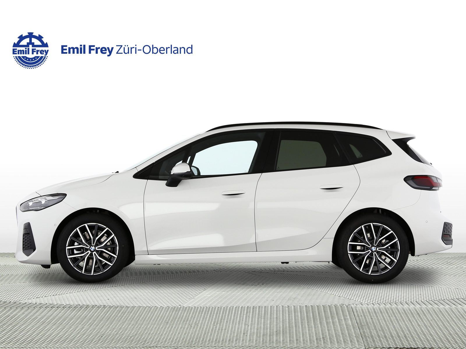BMW 223i xDrive Active Tourer, Hybride Léger Essence/Électricité, Voiture nouvelle, Automatique - 2