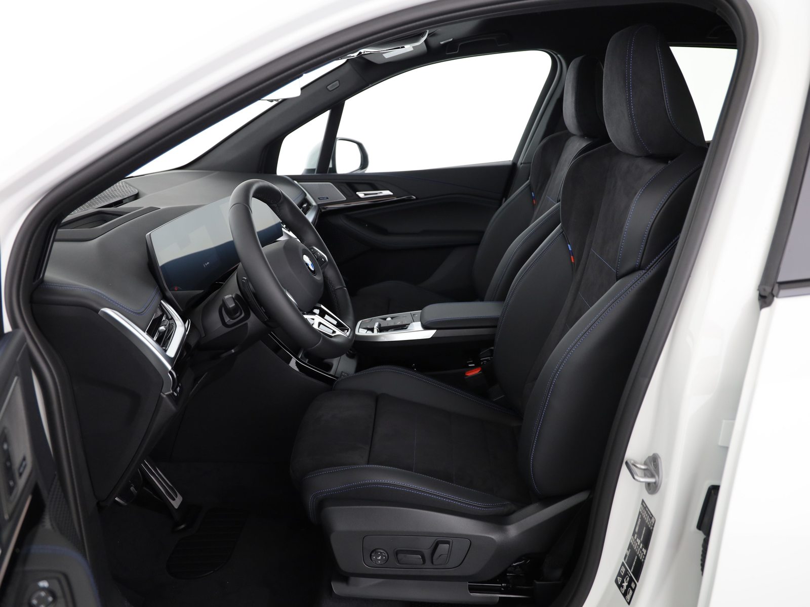BMW 223i xDrive Active Tourer, Hybride Léger Essence/Électricité, Voiture nouvelle, Automatique - 4