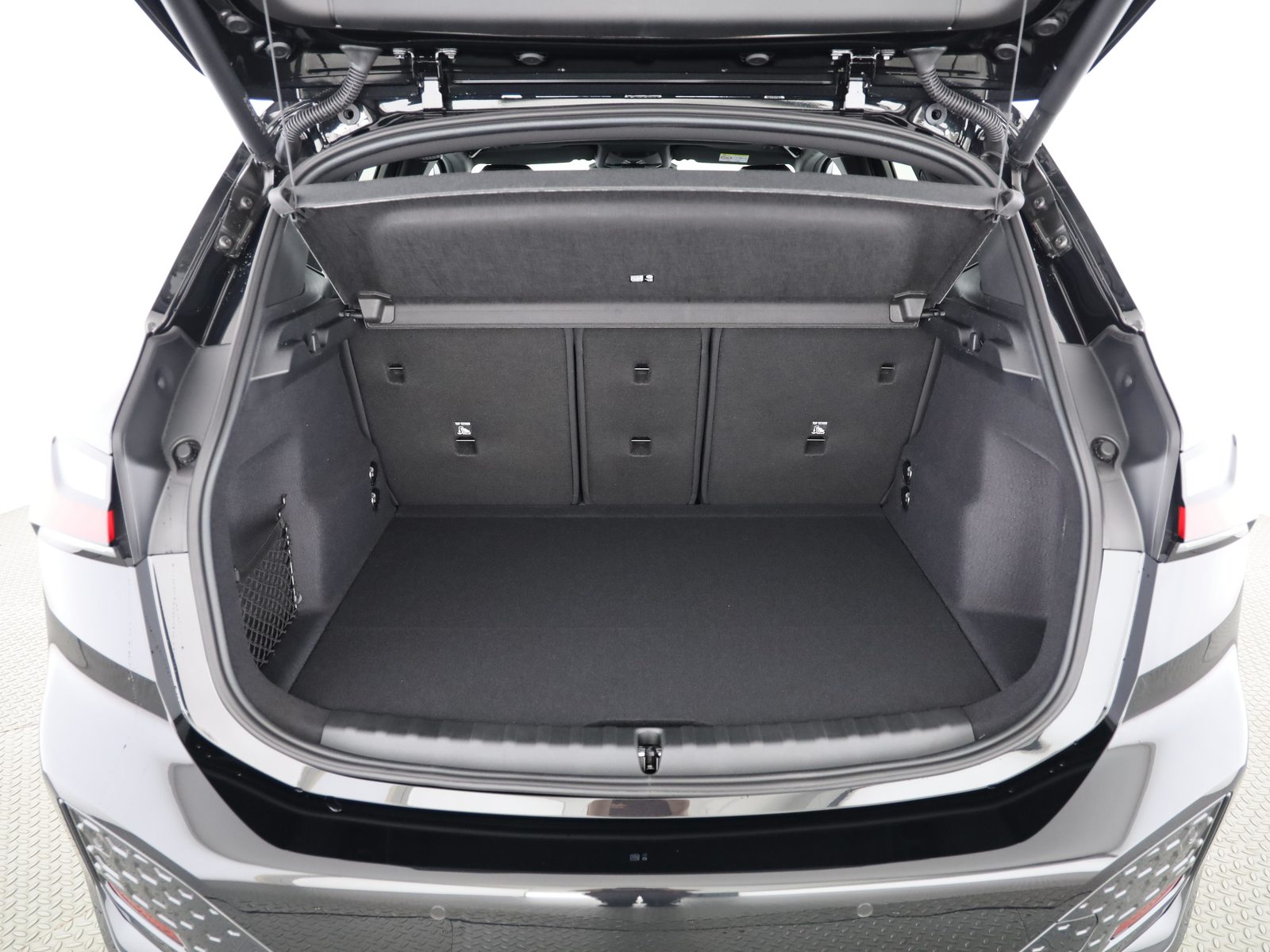 BMW 223d xDrive SDKG Active Tourer, Mild-Hybrid Diesel/Elektro, Neuwagen, Automatik - 7