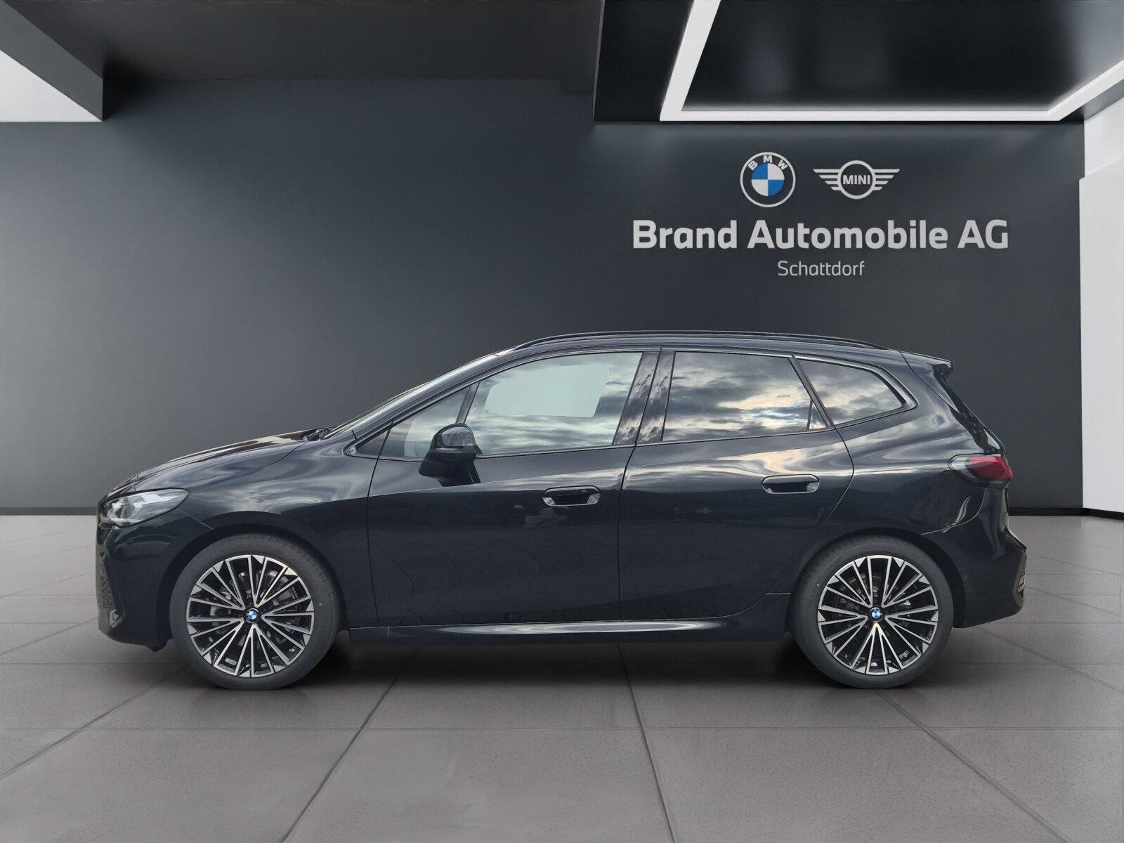 BMW 223i  Active Tourer, Hybride Leggero Benzina/Elettrica, Auto nuove, Automatico - 2
