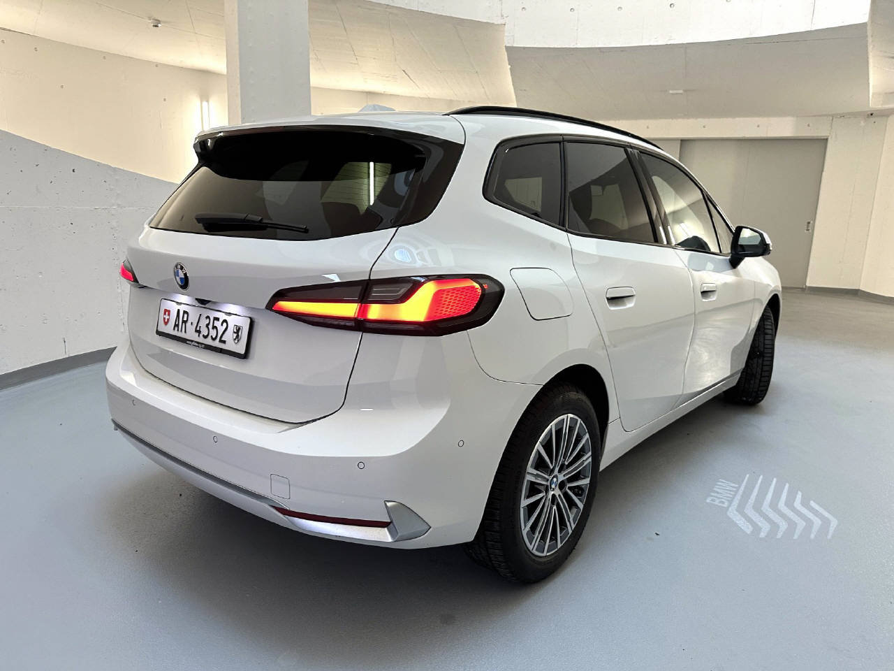 BMW 223d paddles Active Tourer, Hybride Léger Diesel/Électricité, Occasion / Utilisé, Automatique - 2