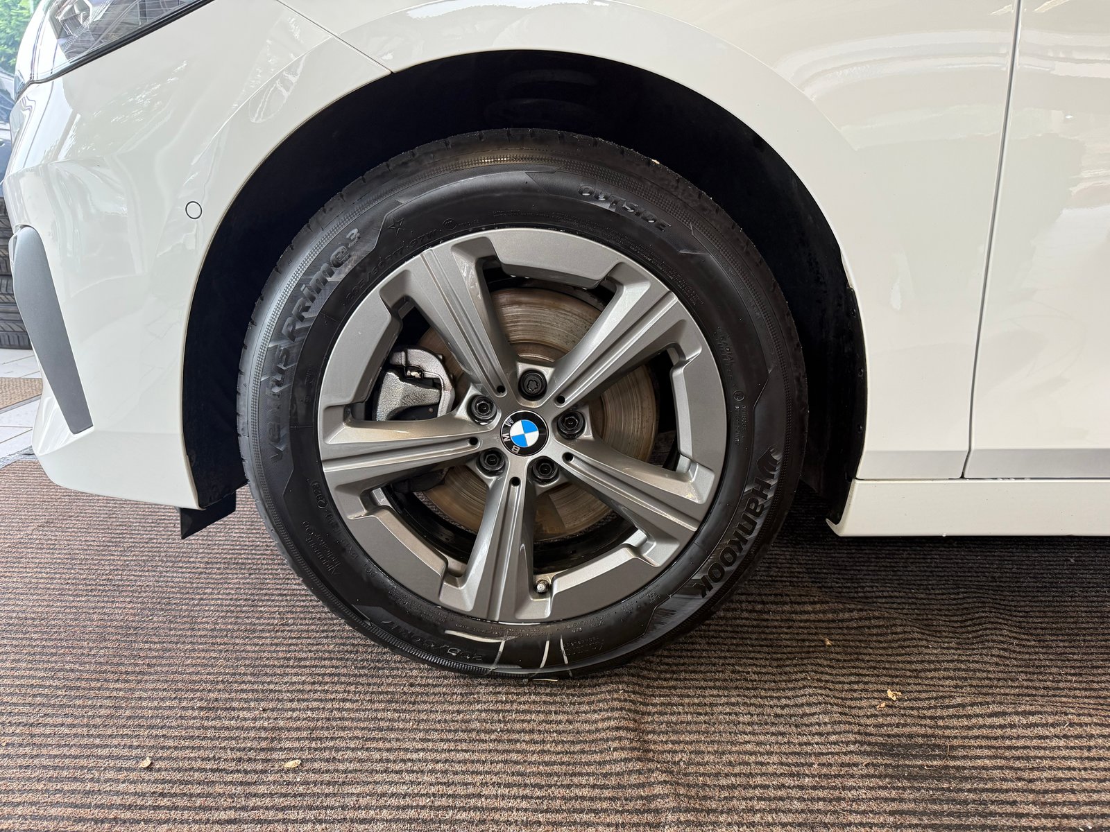 BMW 223d Active Tourer DKG | CH Swiss | Panorama | Head Up | AHK, Hybride Léger Diesel/Électricité, Occasion / Utilisé, Automatique - 3