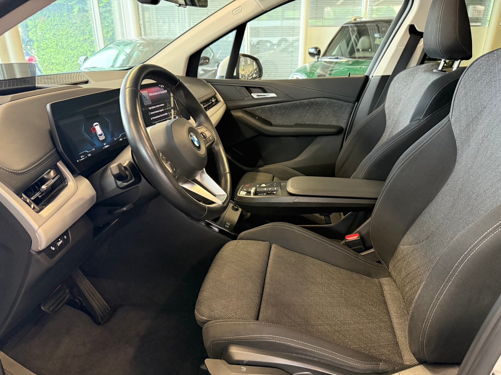 BMW 223d Active Tourer DKG | CH Swiss | Panorama | Head Up | AHK, Hybride Léger Diesel/Électricité, Occasion / Utilisé, Automatique - 6
